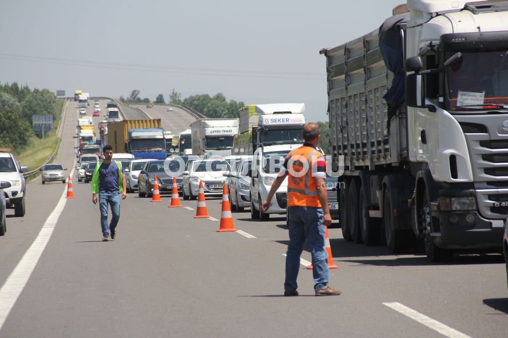 AYNI AİLEDEN 5 KİŞİ YARALANDI