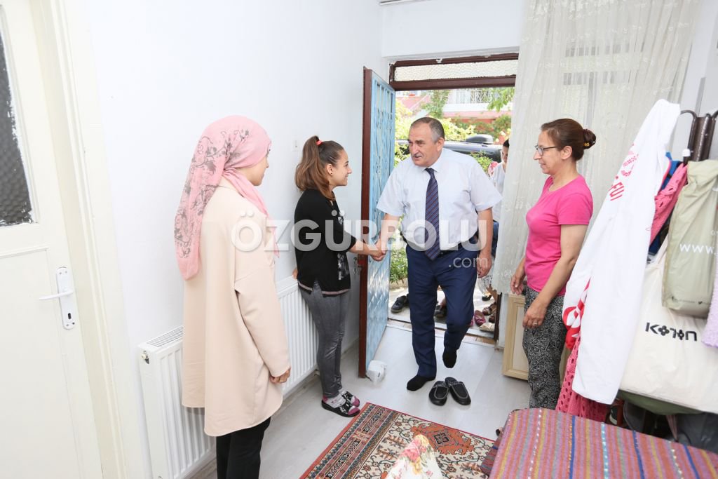 BAŞKAN YILMAZ HASTALARI YALNIZ BIRAKMIYOR