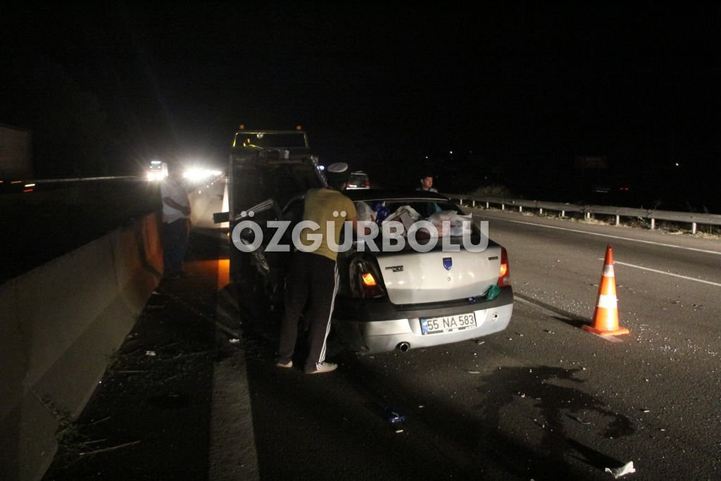 ÇİLE BAŞLADI, PEŞ PEŞE KAZALARDA 19 YARALI