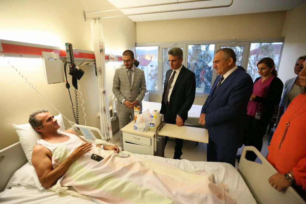 DEVLET HASTALARA ŞİFA DİLEDİ