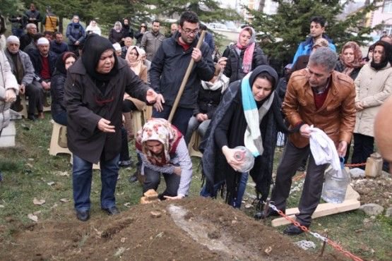 DÜNDAR VE BEYKOZ AİLELERİNİN ACI GÜNÜ