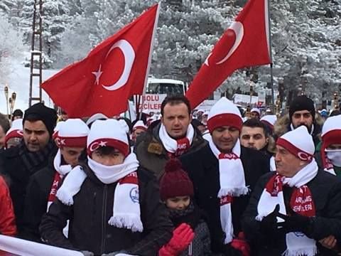 EKSİ 18 DERECEDE ŞEHİTLER ANILDI