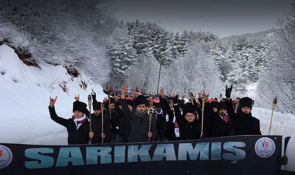 EKSİ 18 DERECEDE ŞEHİTLER ANILDI