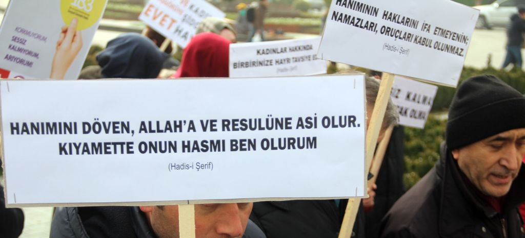 ERKEKLERDEN KADINLARA DESTEK