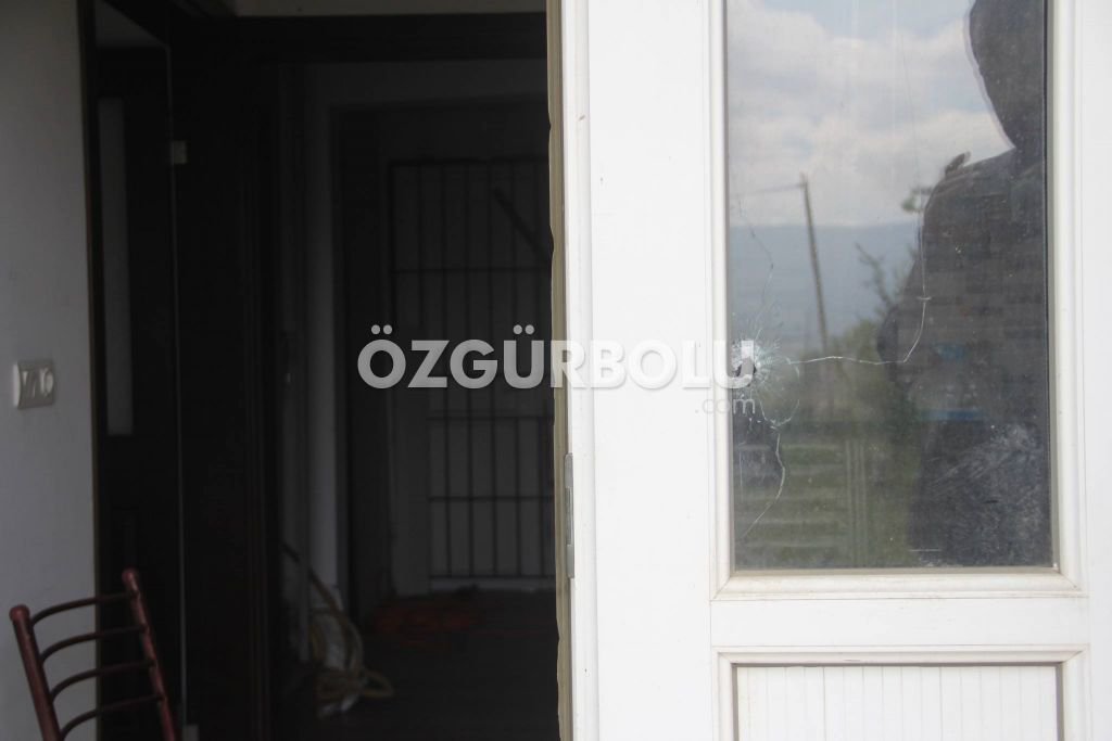 EVİ KURŞUN YAĞMURUNA TUTTULAR