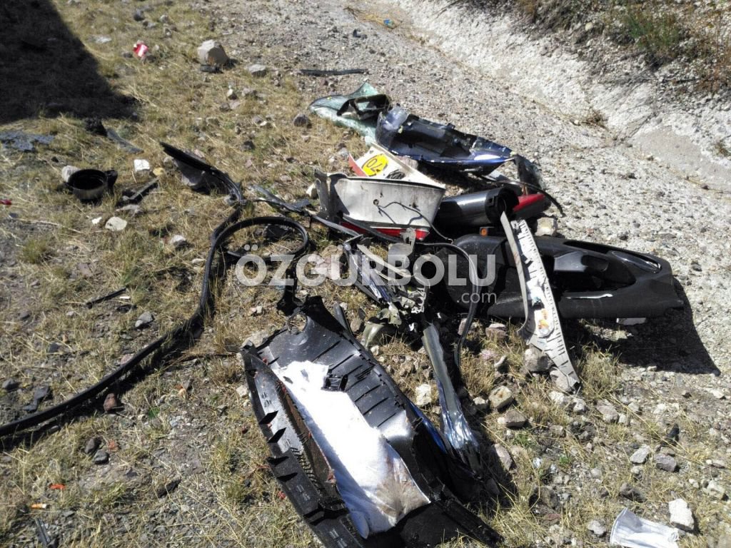 FECİ KAZADA 5 KİŞİ HAYATINI KAYBETTİ