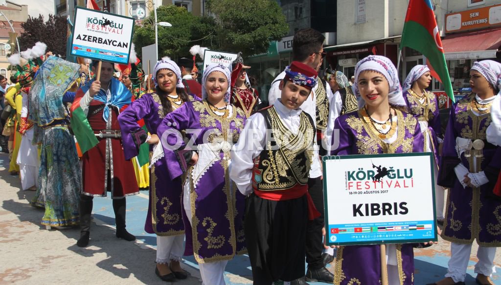 FESTİVAL BÜYÜK COŞKUYLA BAŞLADI