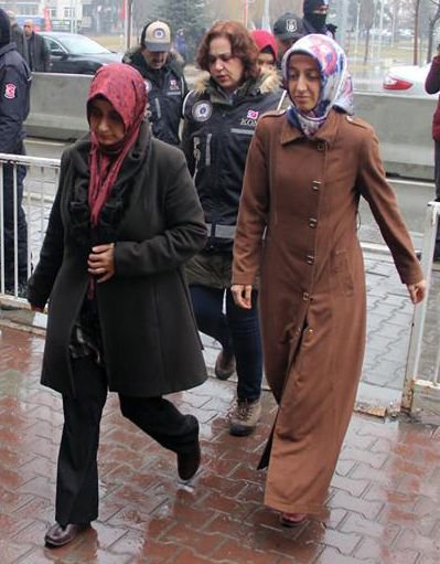 FETÖ ŞÜPHELİSİ 17 KİŞİ ADLİYEYE SEVK EDİLDİ