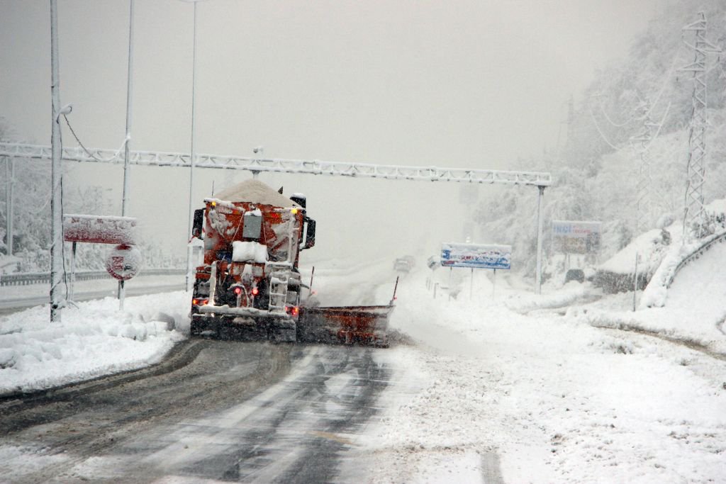 GECE GÜNDÜZ ÇALIŞIYORLAR