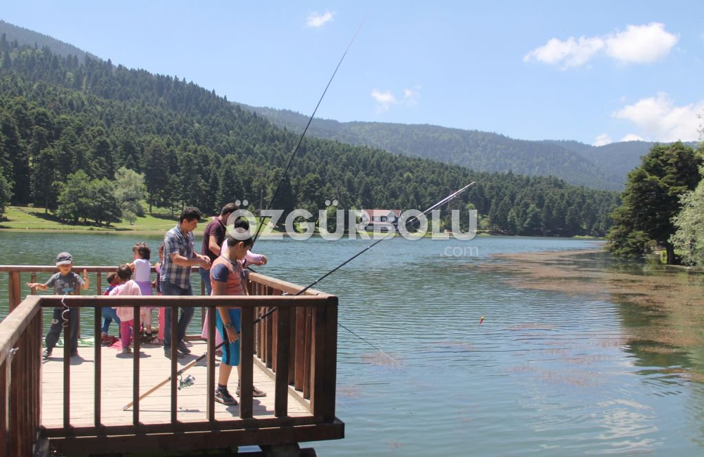 GÖLCÜK GÖRENLERİ BÜYÜLÜYOR