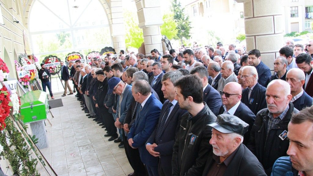 GÖZYAŞLARIYLA TOPRAĞA VERİLDİ