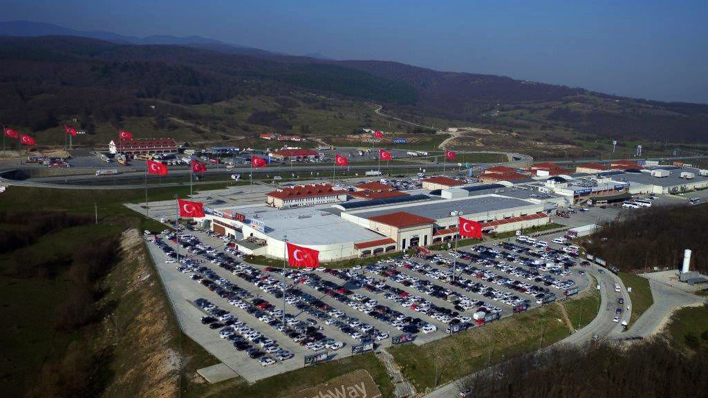 HİGHWAY'DE MUHTEŞEM GÖRÜNTÜ