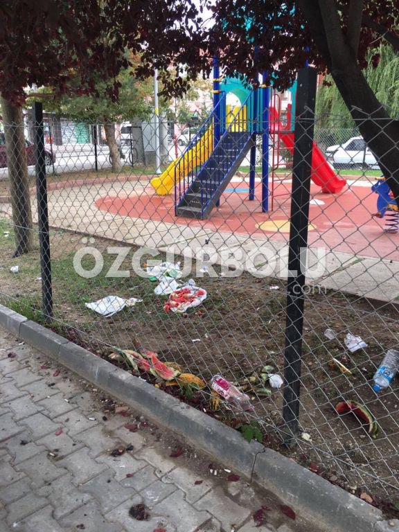 İNSAN OLAN BUNU YAPMAZ