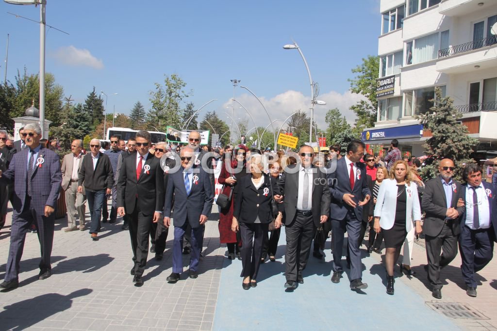 İZZET BAYSAL'A ŞÜKRANLARIMIZLA....