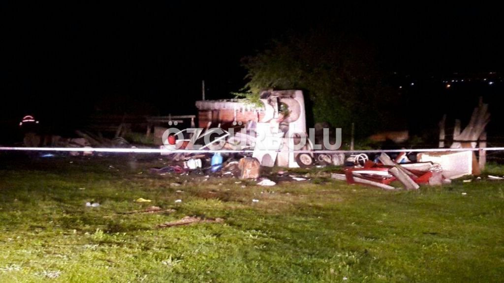 JANDARMADAN MAL DÜŞMANLARINA GECE BASKINI