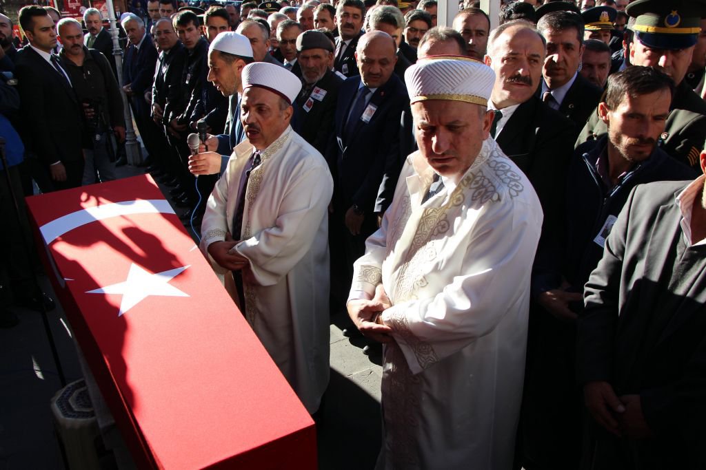 KAHRAMANIMIZI UĞURLADIK...