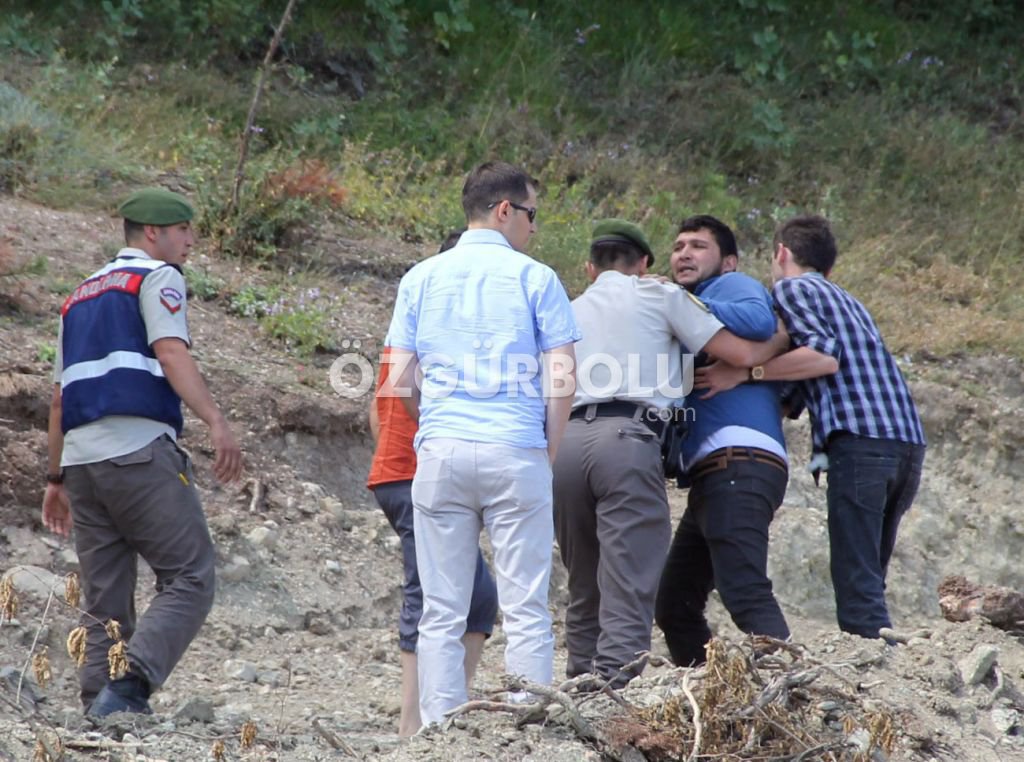 KAMYONUN ALTINDA KALARAK CAN VERDİ