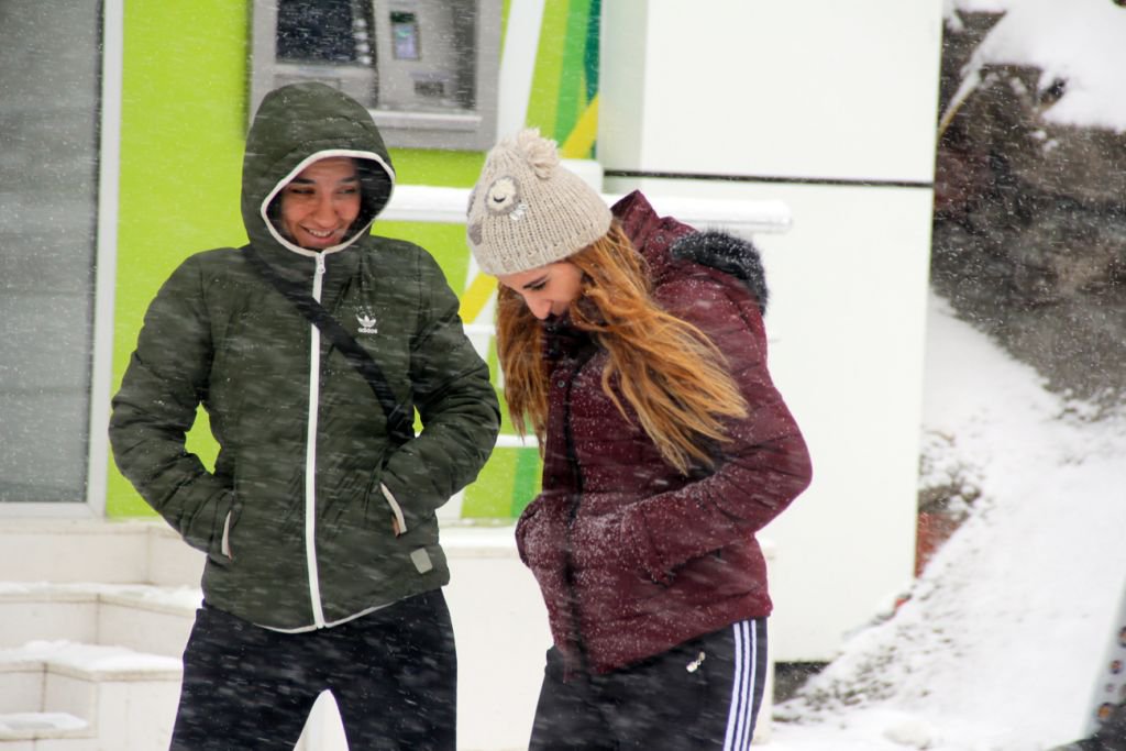 KAR BU SEFER ÇOK SERT GELDİ