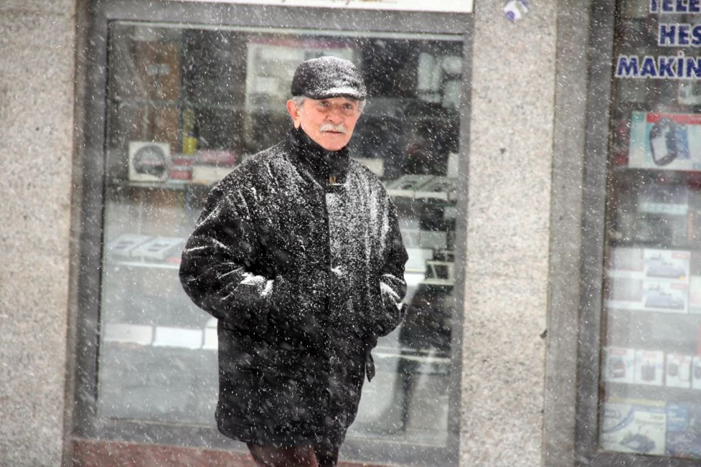 KAR BU SEFER ÇOK SERT GELDİ