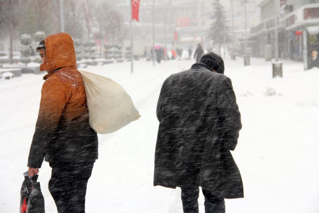 KAR BU SEFER ÇOK SERT GELDİ