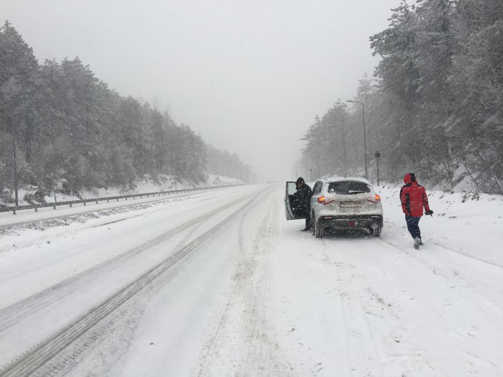 KAR BU SEFER ÇOK SERT GELDİ