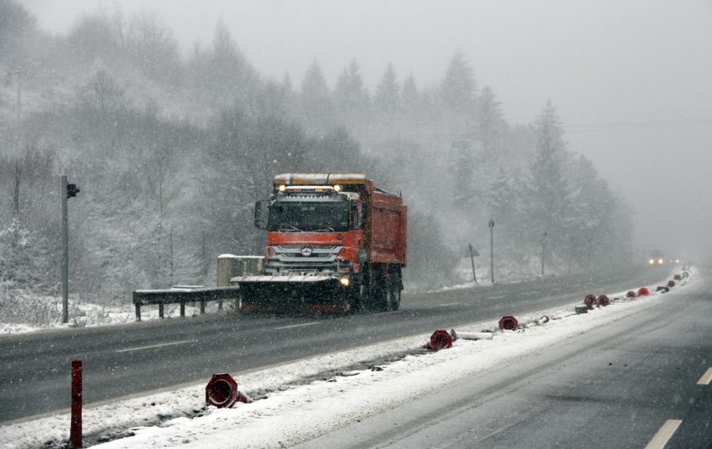 KAR SAVAŞÇILARI...