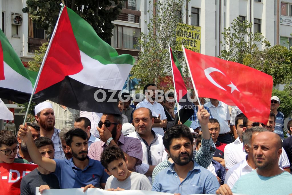 KATİL İSRAİL'İ PROTESTO ETTİLER