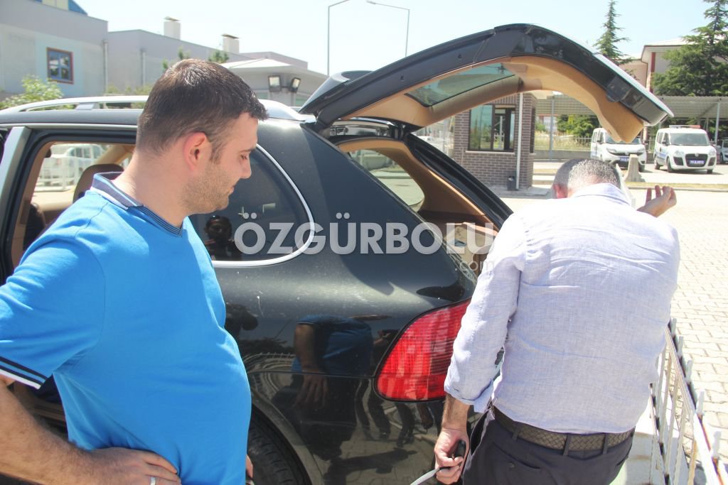 LÜKS ARAÇ ÇALAN HIRSIZIN GÜLDÜREN İFADESİ