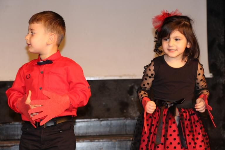 NAFİZE BAYSAL'DAN MUHTEŞEM ÇOCUK ŞENLİĞİ