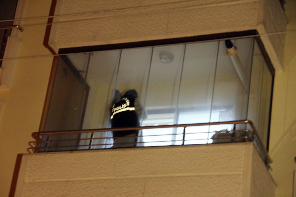 ÖĞRETMEN KENDİNİ ASARAK İNTİHAR ETTİ