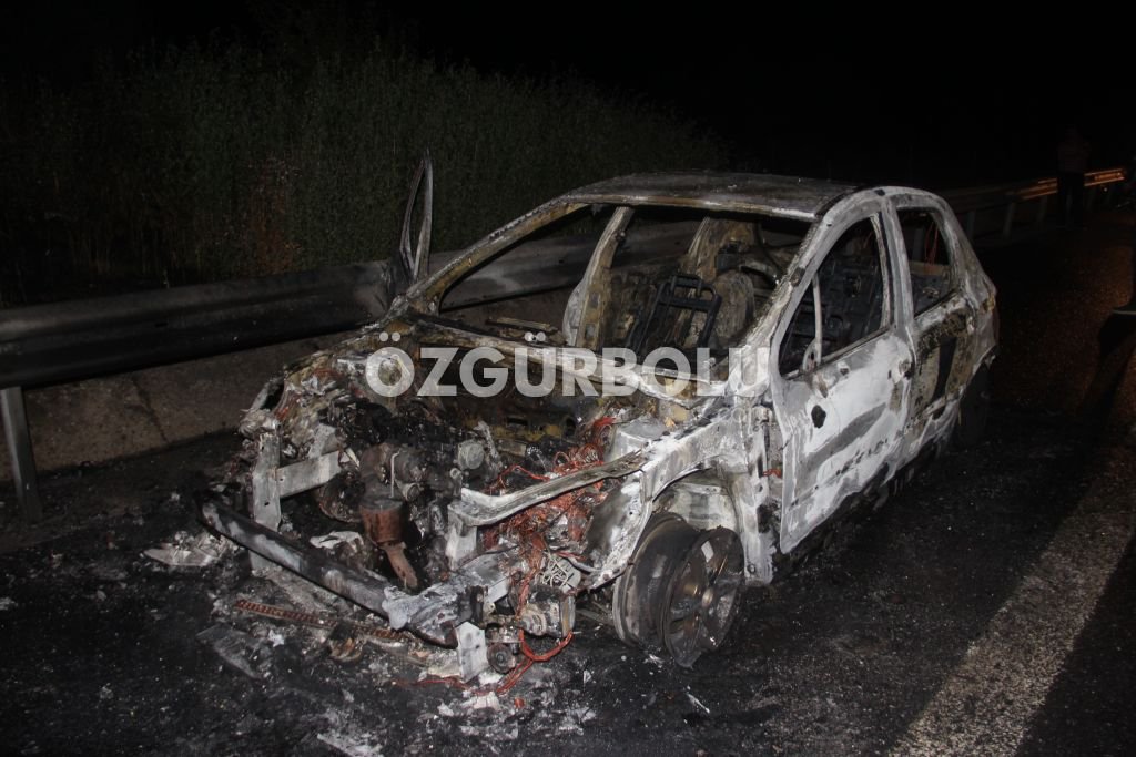 OTOMOBİL ALEV ALEV YANDI