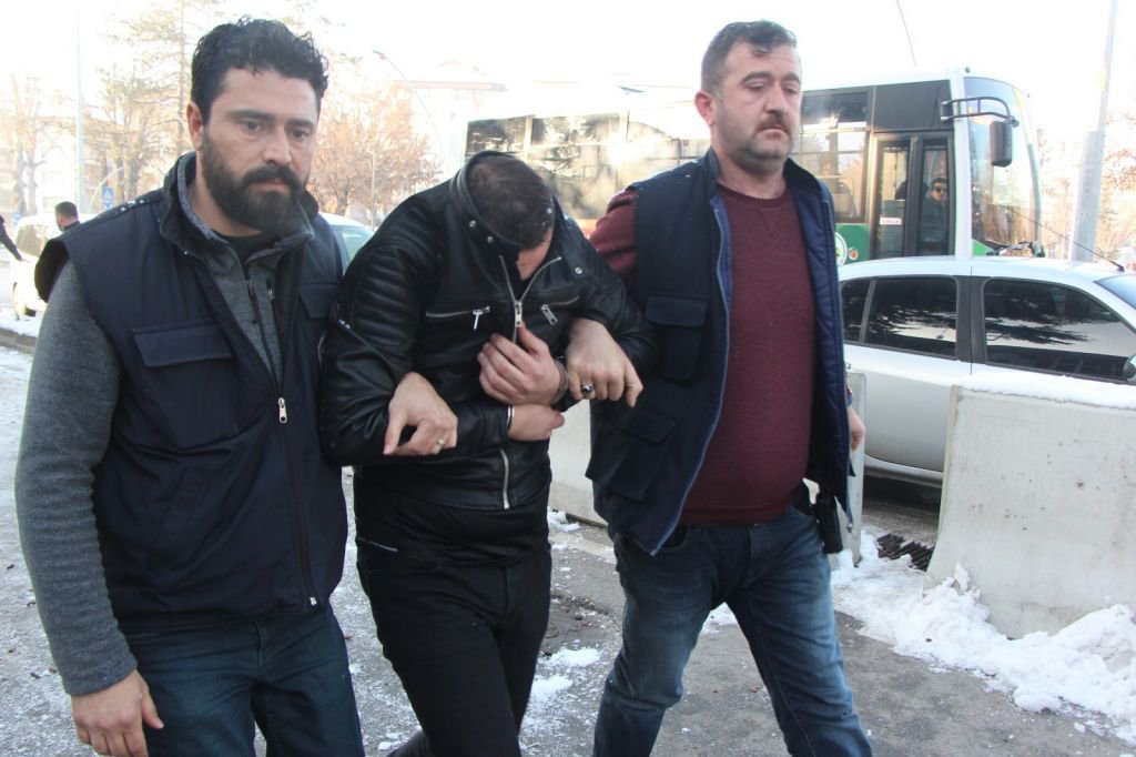 SALDIRGAN VE TETİKÇİ KOCA ADLİYEDE