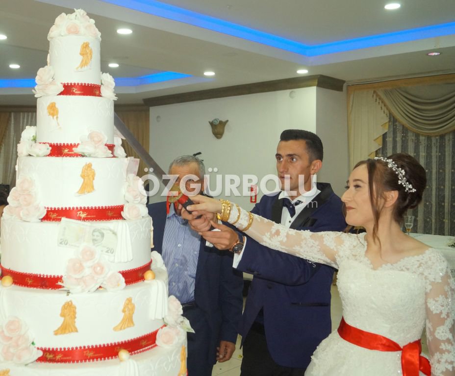 ŞEHİDİMİZİN MUTLULUĞU YARIM KALDI