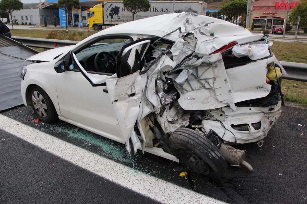 TEM OTOYOLU'NDA FECİ KAZA...