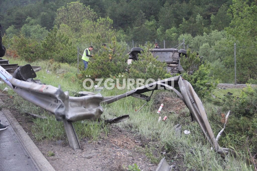YAĞMUR KAZALARI BERABERİNDE GETİRDİ