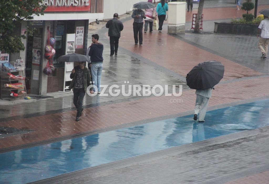 YAZ YAĞMURU HAZIRLIKSIZ YAKALADI