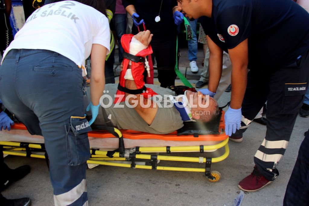 YAN YATAN CİP 5 METRE SÜRÜKLENDİ