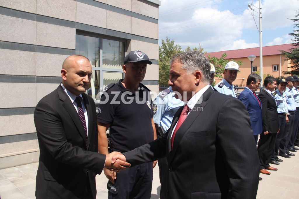 YENİ MÜDÜR GÖREVİNE BAŞLADI