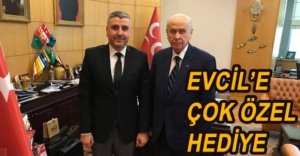 EVCİL'E GENEL BAŞKANDAN ÖZEL HEDİYE....