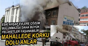 İKİ KATLI EV ALEV ALEV YANDI