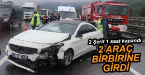 2 ŞERİT KAZA YÜZÜNDEN TRAFİĞE KAPANDI