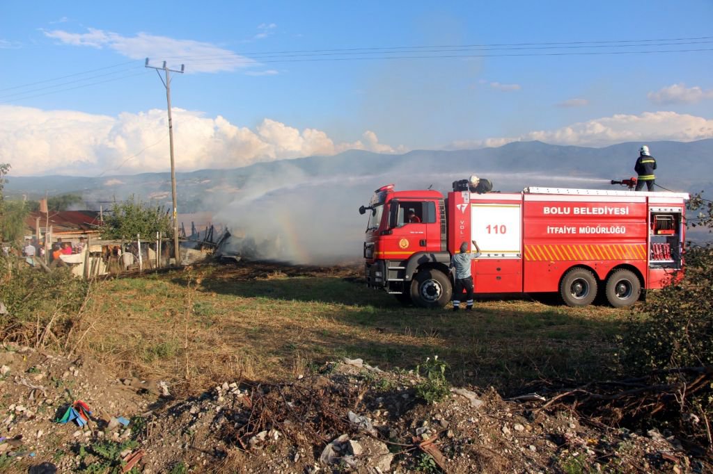 1 DÖNÜM ARAZİ KÜL OLDU