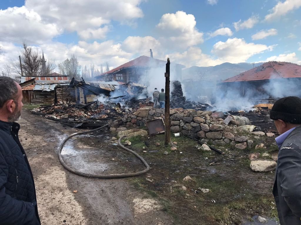 4 EV ALEV ALEV YANDI