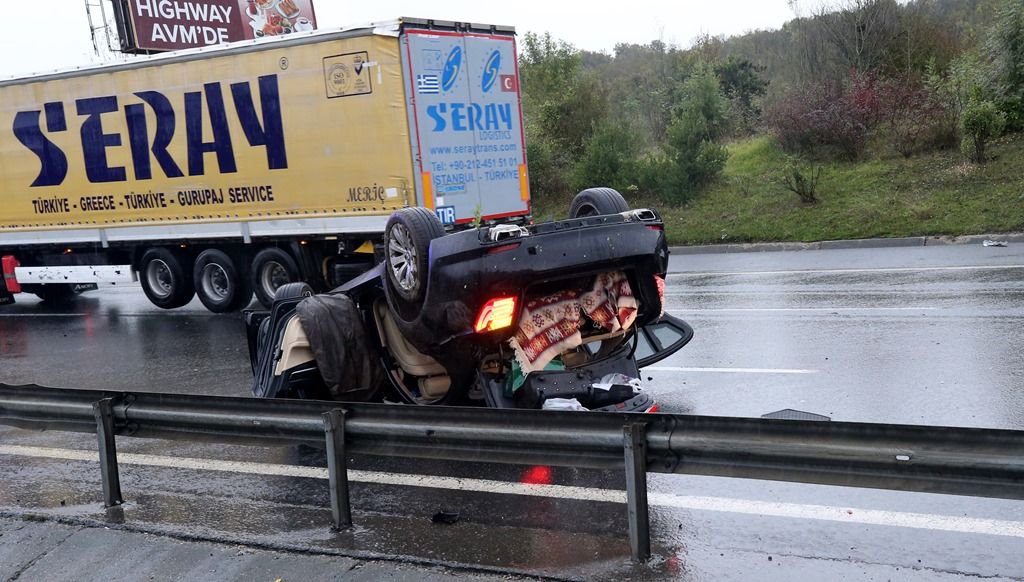 9 ARAÇ BİRBİRİNE GİRDİ