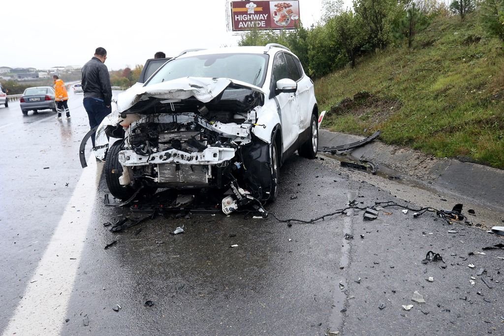 9 ARAÇ BİRBİRİNE GİRDİ