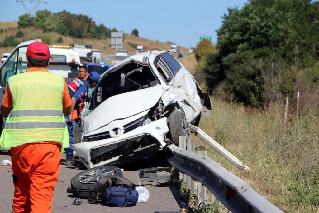 ANNE VE KIZ FECİ ŞEKİLDE HAYATINI KAYBETTİ