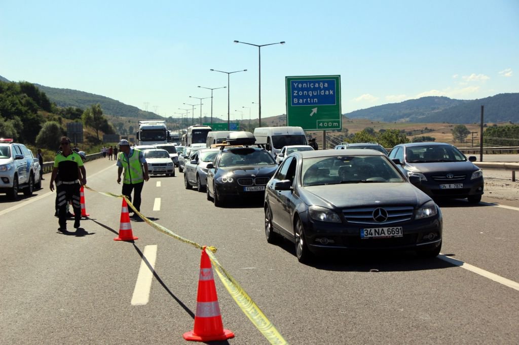 ANNE VE KIZ FECİ ŞEKİLDE HAYATINI KAYBETTİ