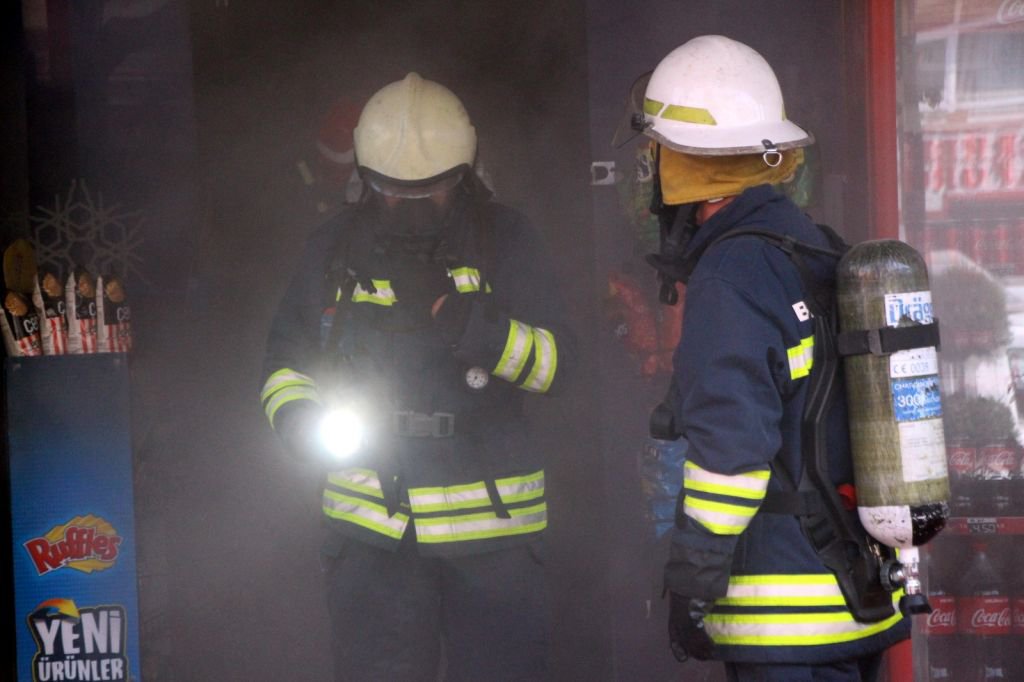 APARTMANDA BÜYÜK PANİK