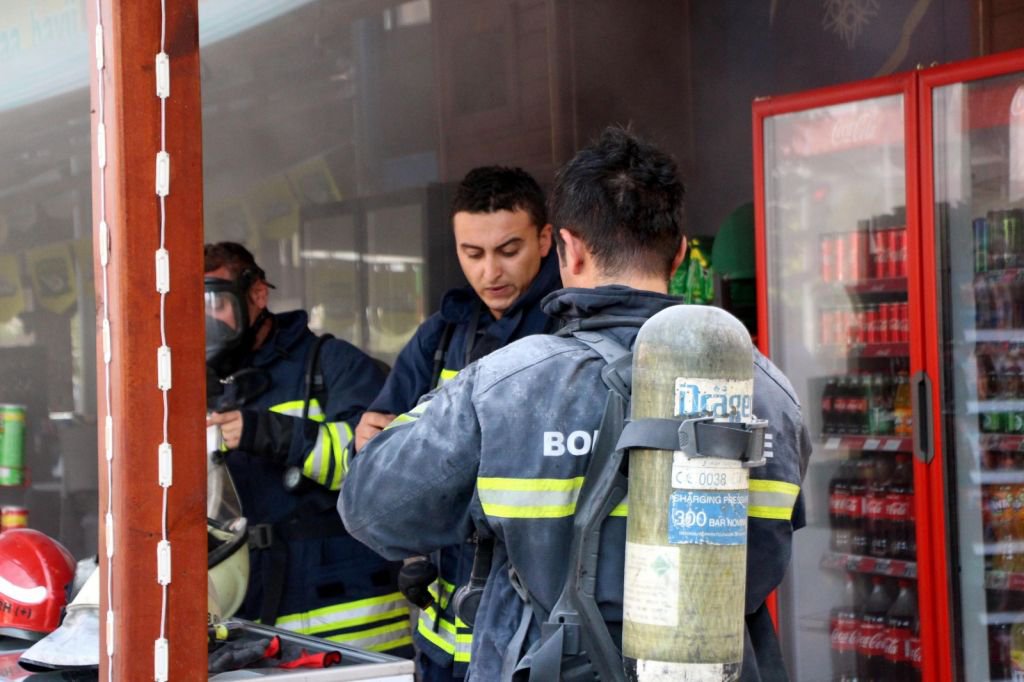 APARTMANDA BÜYÜK PANİK