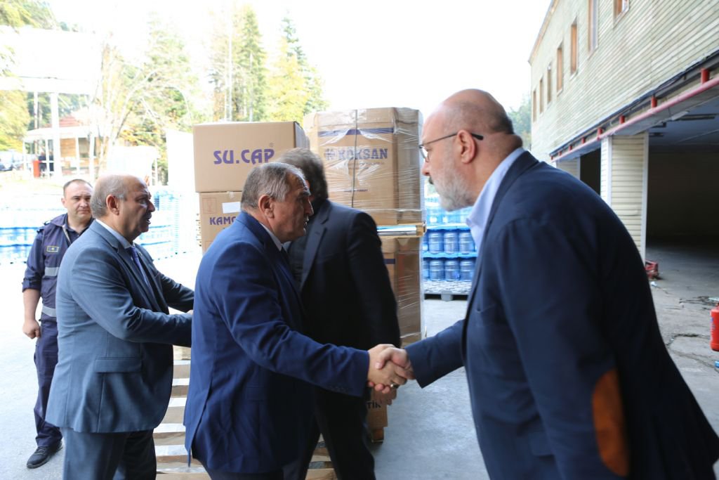 BAŞKAN FELAKETİN YAŞANDIĞI FABRİKADA